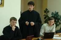 В читальном зале Хабаровской духовной семинарии  состоялась защита курсовых работ студентов 2-го курса бакалавриата